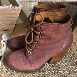 Kork-Ease leather Kaplana lace up bootie 6.5/37